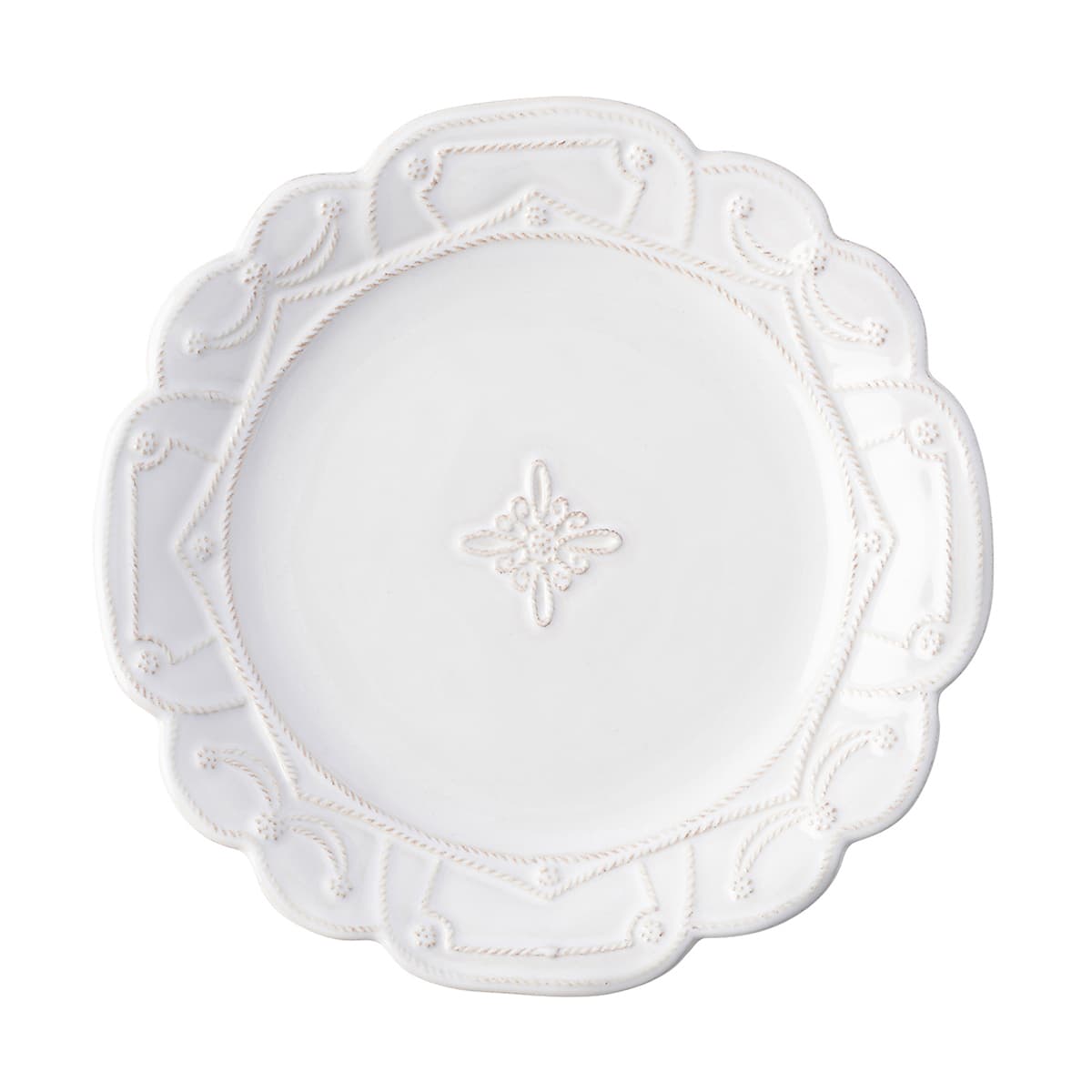 From our Jardins du Monde Collection - Nobly trimmed and hedged with elements of classical symmetry from our four enchanting gardens, this unifying plate adds a dash of elegant grandeur to any table.