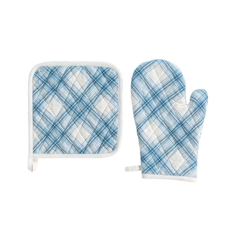 Prep, bake and serve with style - and ease! This oven mitt and potholder set, bedecked in our signature chambray plaid, is an essential for the baker or sous chef.